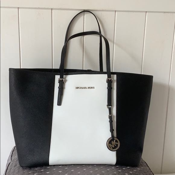 Handbags - MICHAEL KORS Tote Bag